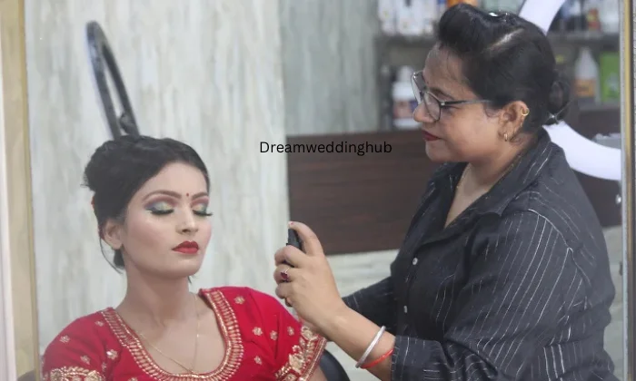 Yashi Beauty Parlour